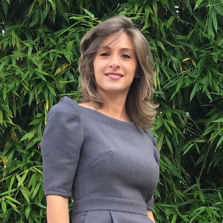 Portrait de Jennifer Djen, fondatrice de Providence Immobilier, agence de gestion locative à Paris