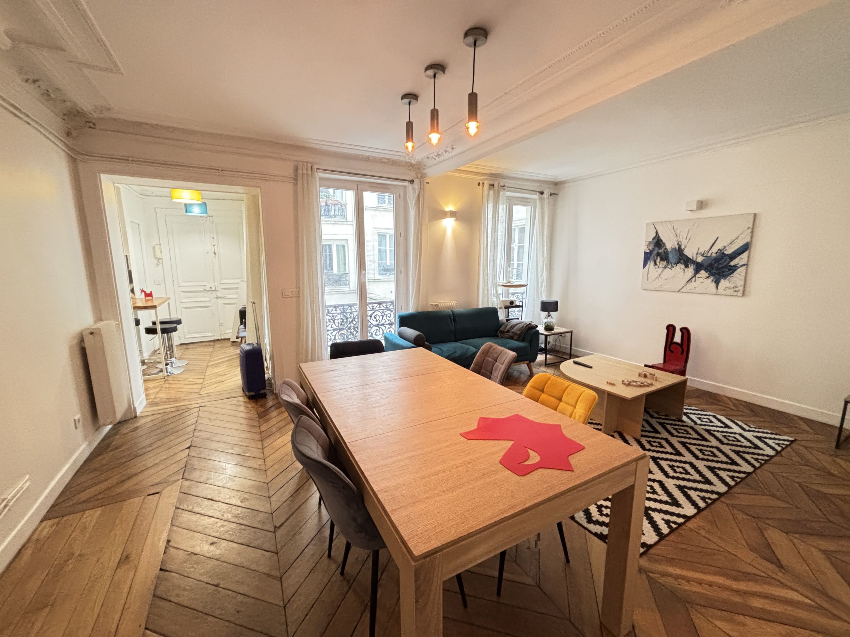 Appartement récemment loué à Paris 9e – deux pièces meublé