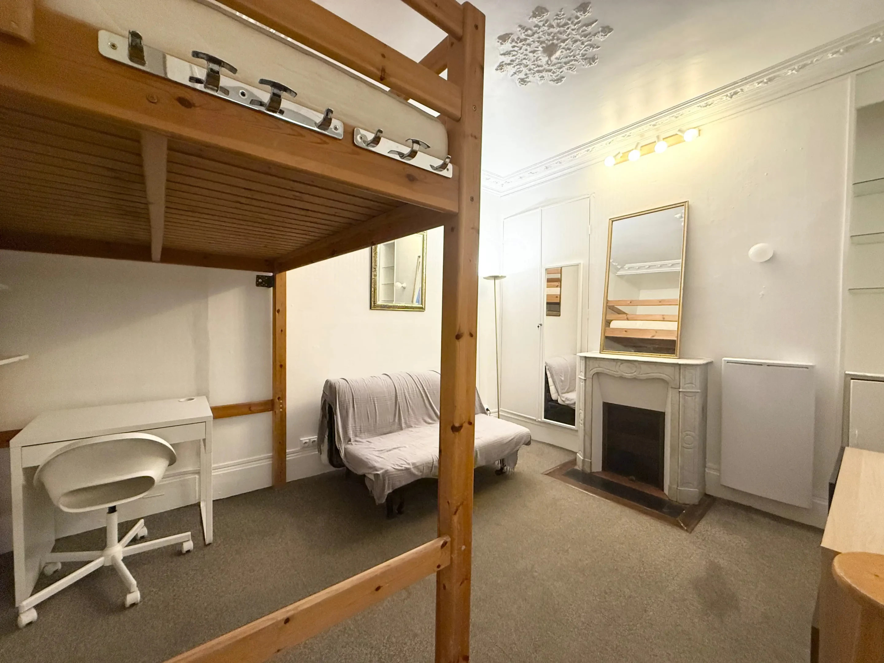 Exemple de bien récemment loué et géré par Providence Immobilier rue de Rochechouart