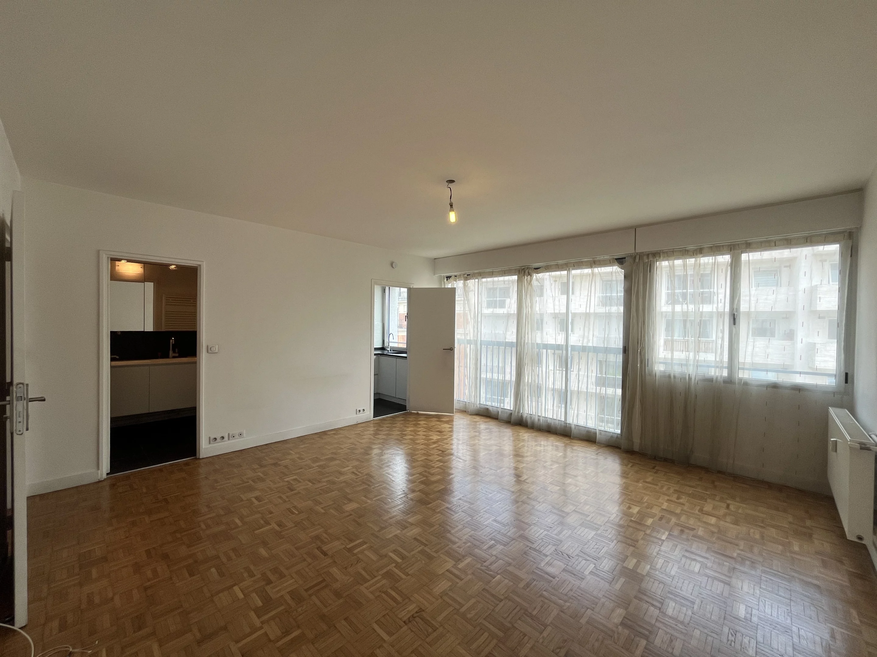 <br />
T1 en location rue Constradt chez providence immobilier agence de gestion locative paris 15