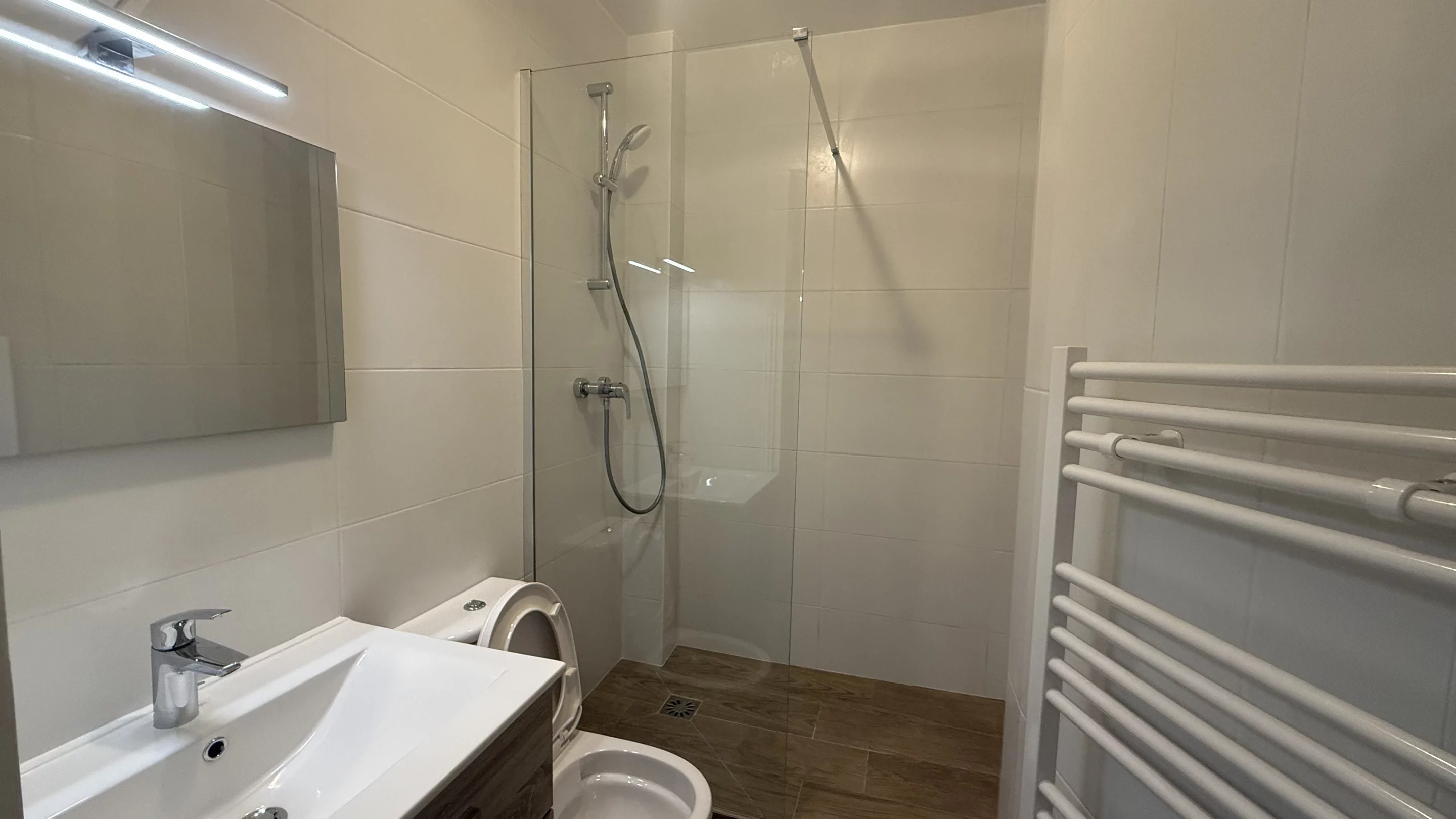 T1-loue-par-providence-immobilier-agence-de-gestion-locative-paris-7