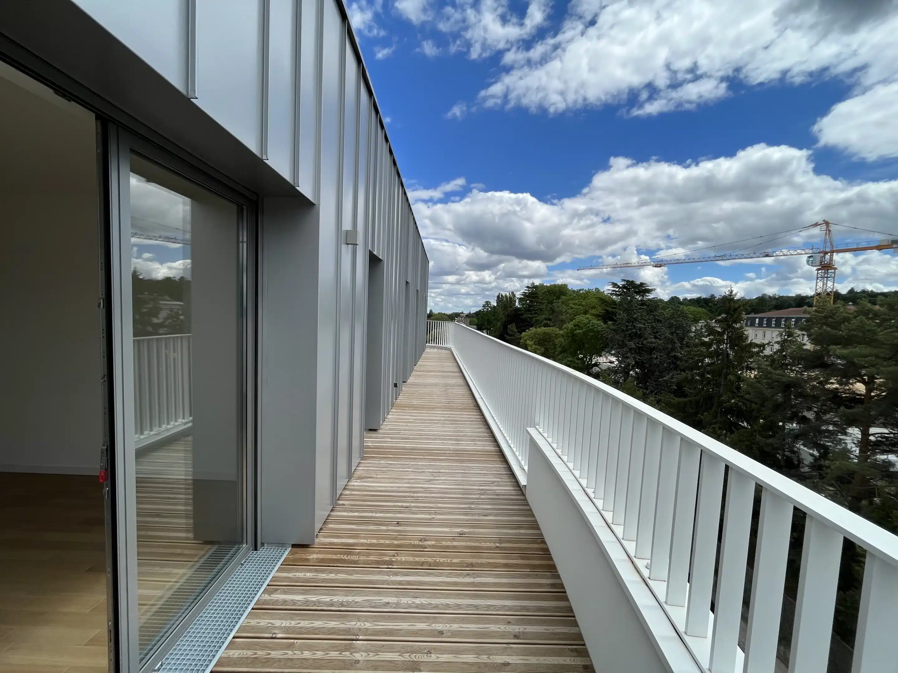 
appartement cinq pièces en loctaion a rueil-malmaison chez providence immobilier