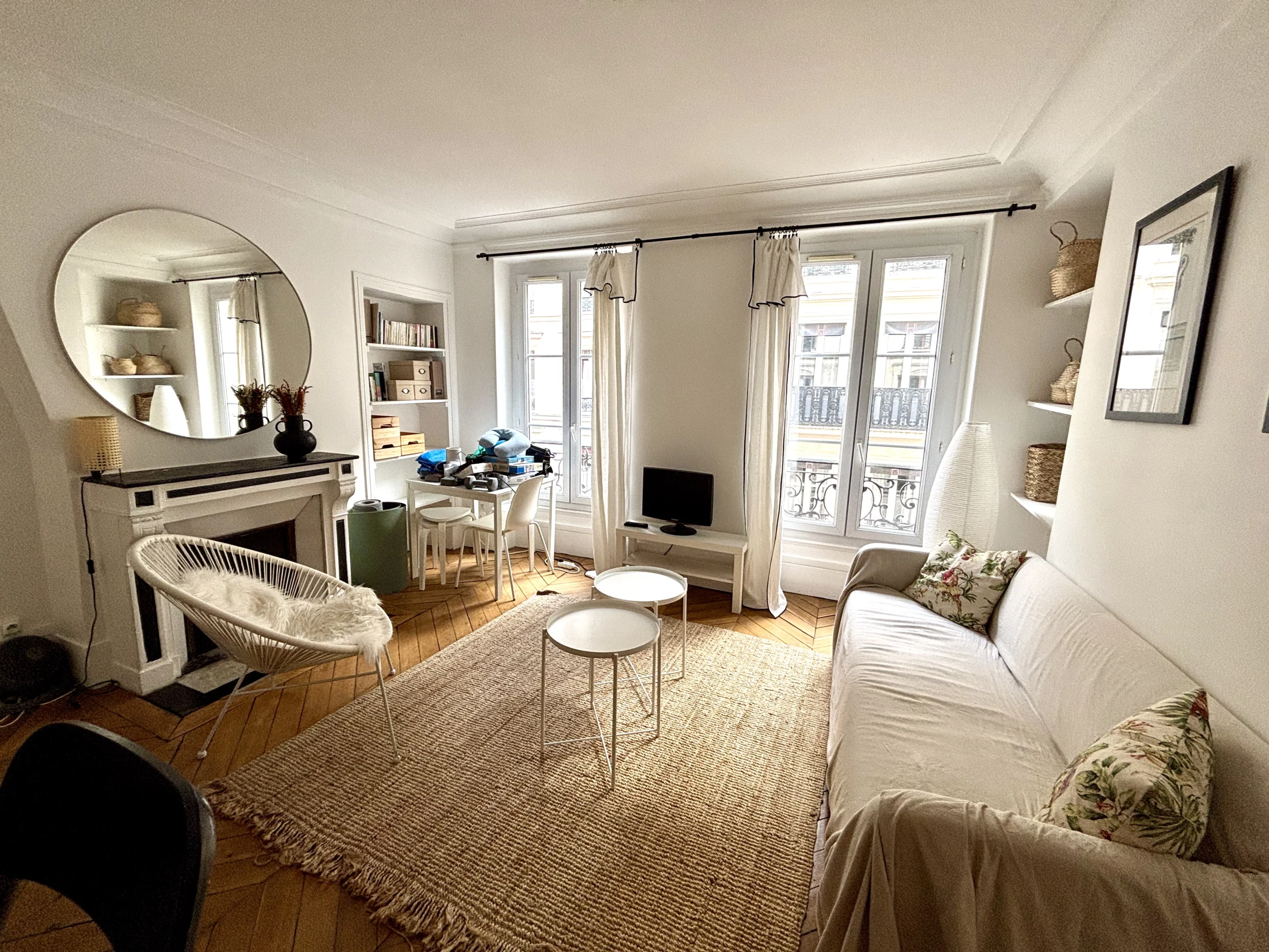 <br />
appartement deux pièces paris 9 rue victor massé providence immobilier agence de gestion locative à Paris 9